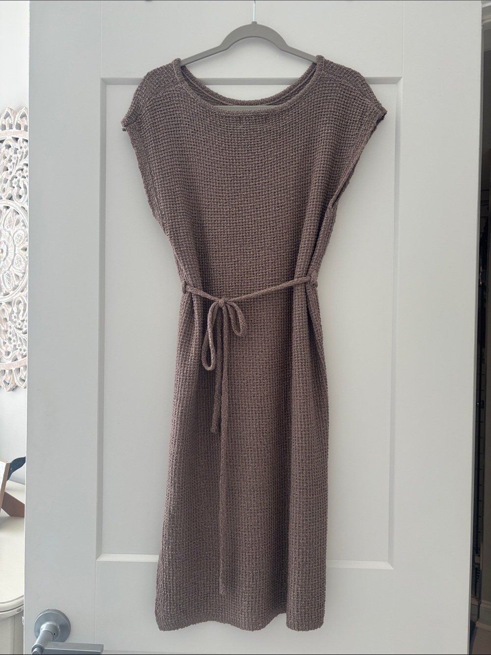 BE COOL Taupe Waffle-Knit Midi Dress with Tie Belt